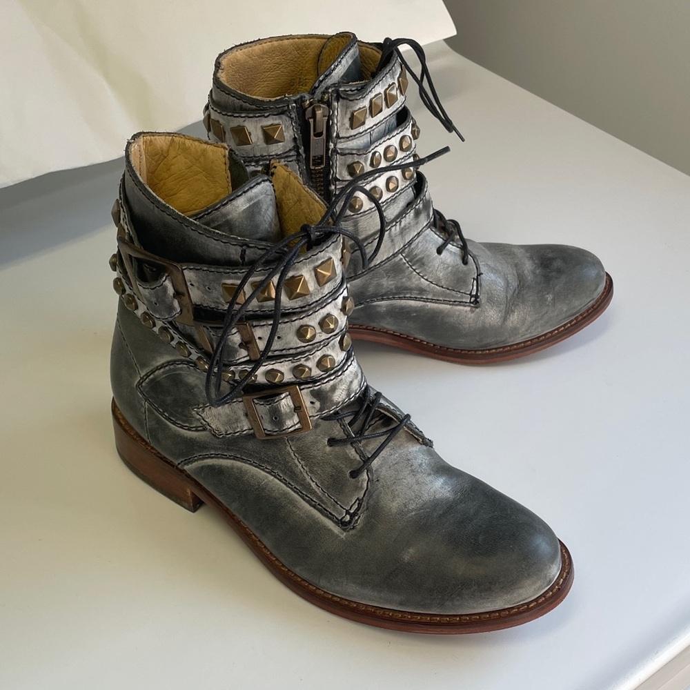 PATRON "Lula" Gray Leather Riding Biker Boot Studded Moto Booties Womens SZ 5M‎